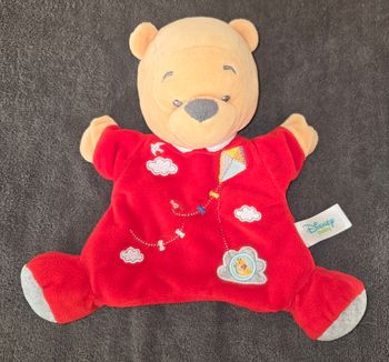 Doudou marionnette Winnie l'ourson- Nuages / cerf volant - Disney