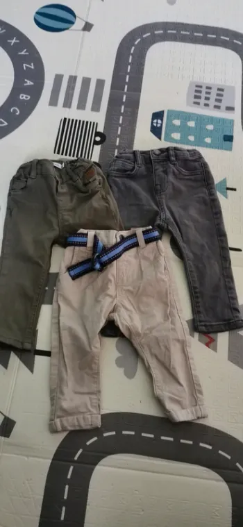 Lot pantalon 12 mois
