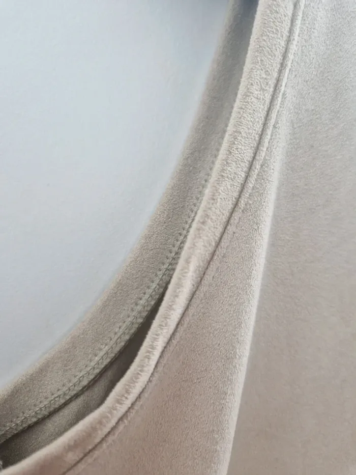 Robe mi-long - photo numéro 3
