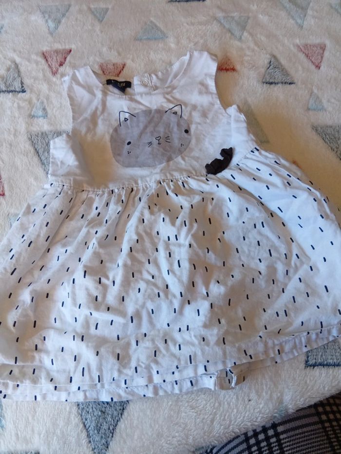 Robe blanche chat 🐱 - photo numéro 2