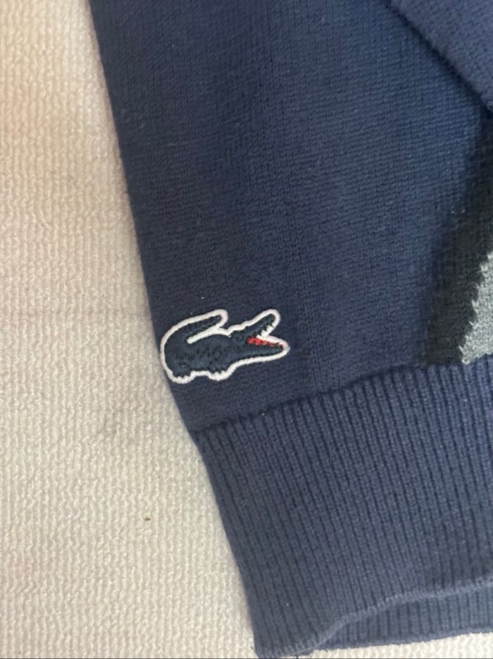 Pull Lacoste en maille bleu marine motif mosaïque taille L - photo numéro 7
