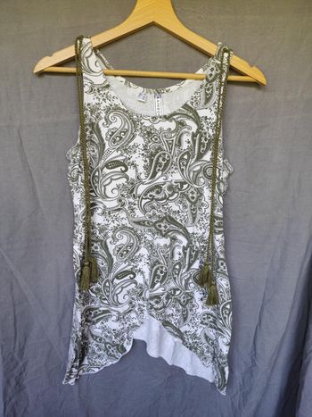 Tunique Rainbow , taille 38/40 , très bon état