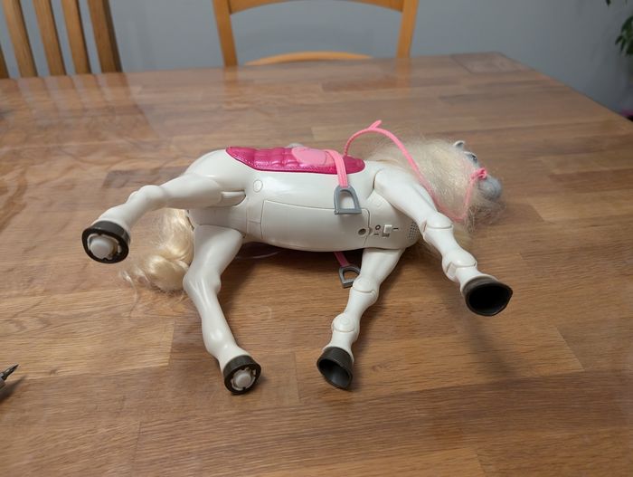 Barbie et son cheval de rêve interactif avec boite - photo numéro 6