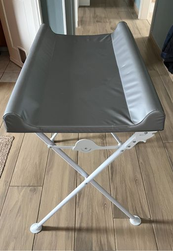 Table à langer pliable