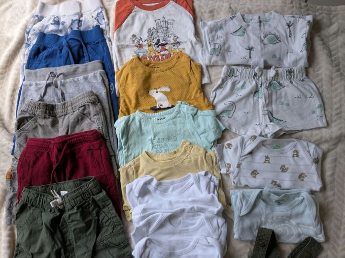 Lot de vêtements garçon (18 pièces) - photo numéro 3