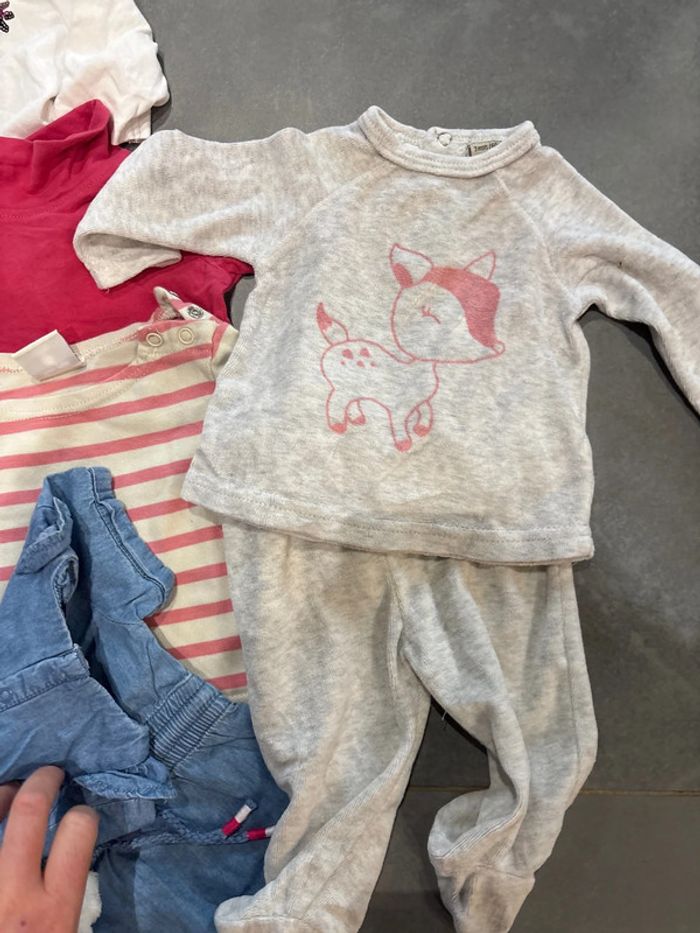Lot de vêtements filles 3 mois hivers - photo numéro 11