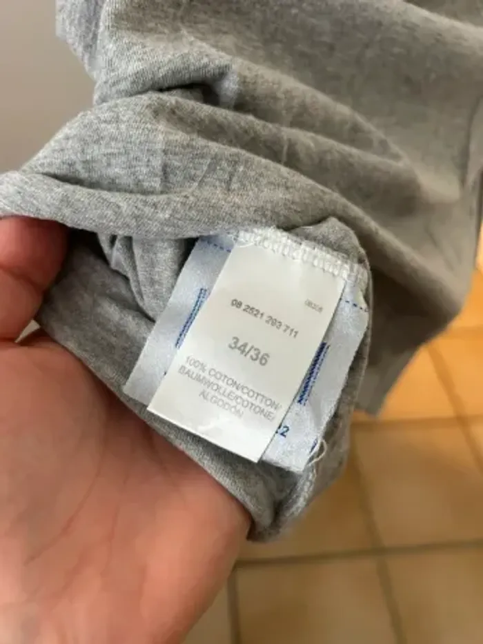 T-shirt Primark taille 34/36 - photo numéro 8