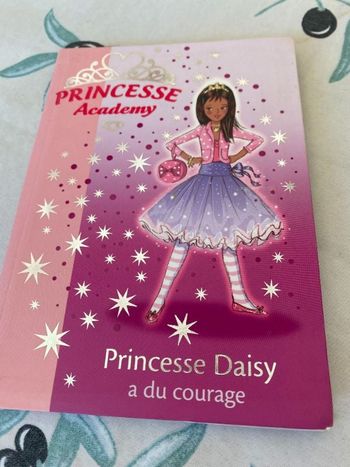 Princesse Academy - Princesse Daisy a du courage