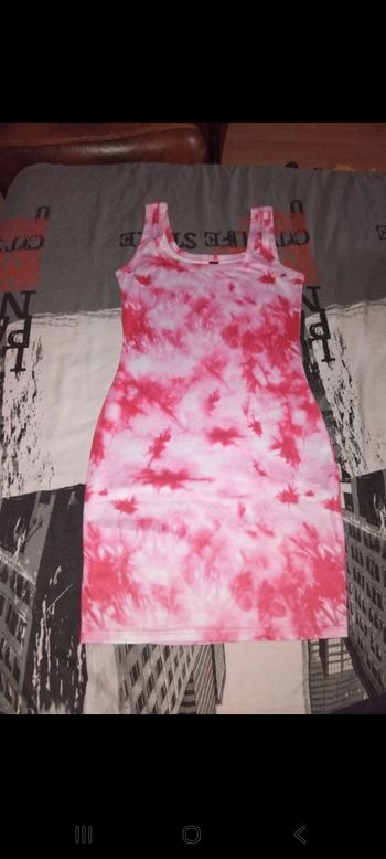Robe rose
