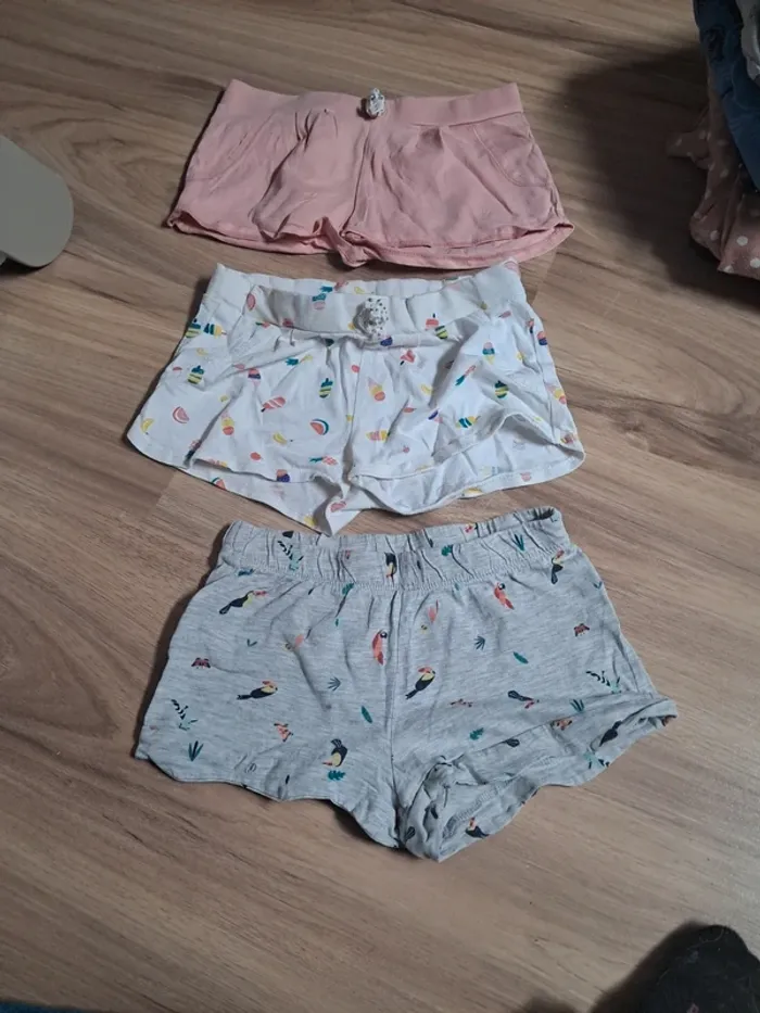 Lot de 3 short fin fille taille 6 ans