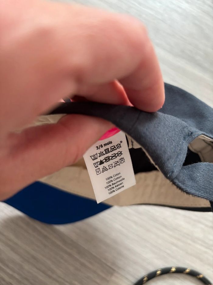 Casquette petit bateau bleu marine 3/6 mois - photo numéro 2