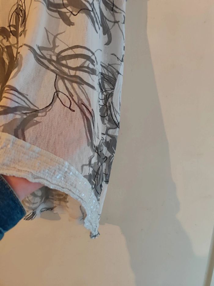 Blouse blanche à motifs fleurs géométrique taille unique - photo numéro 6