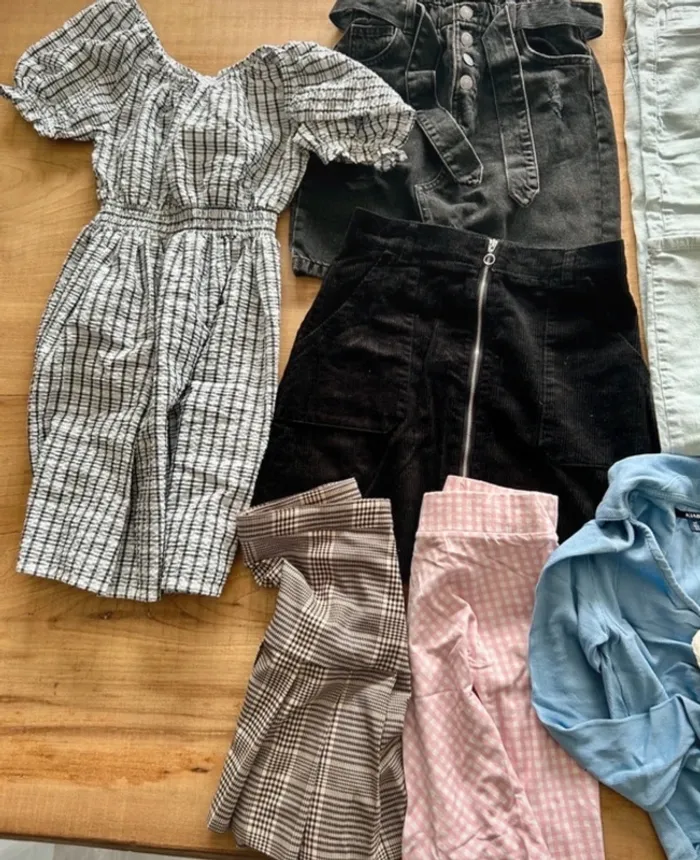 Lot vêtements fille 12 ans - photo numéro 2