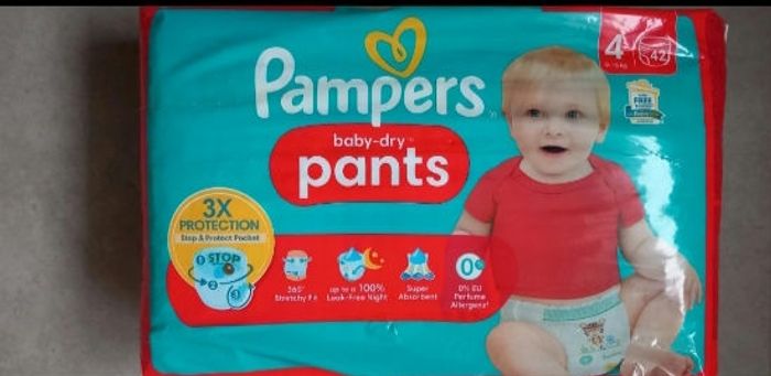 Couches culottes Pampers - photo numéro 3
