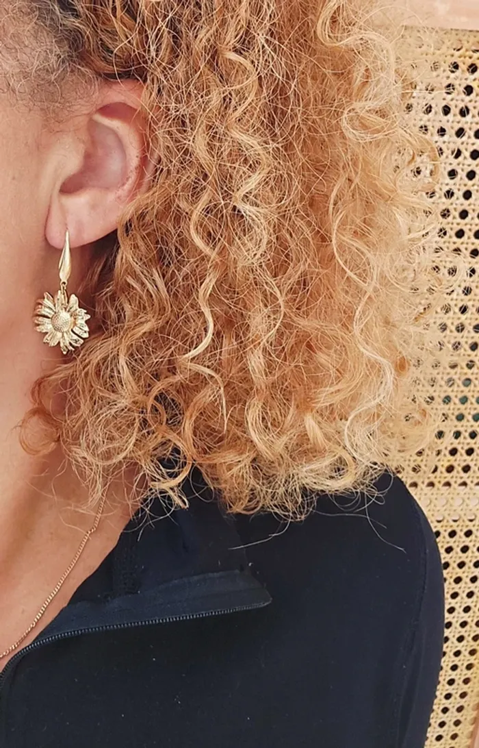 Boucles d'oreilles tournesol acier - photo numéro 2