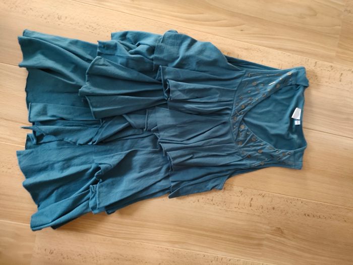 T-shirt sans manches avec volants