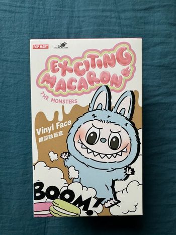 📦 Pop Mart – Labubu Exciting Macaron – Vinyl Face (Neuf)