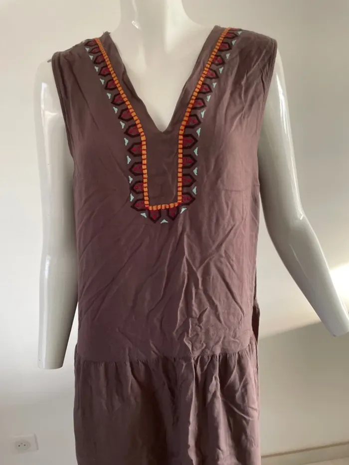 Robe marron - photo numéro 2