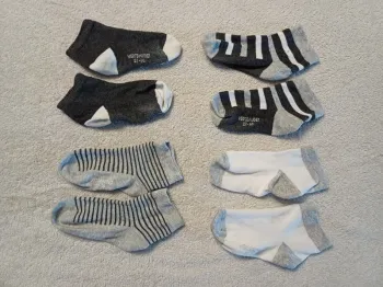 Lot de 4 paires de chaussettes Vertbaudet 27-30 (réf perso V96) (familleac72)