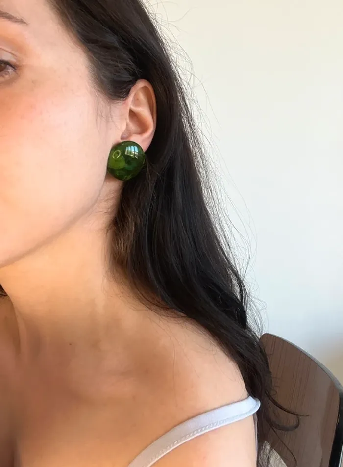 Boucles d’oreilles vintage années 80 vertes