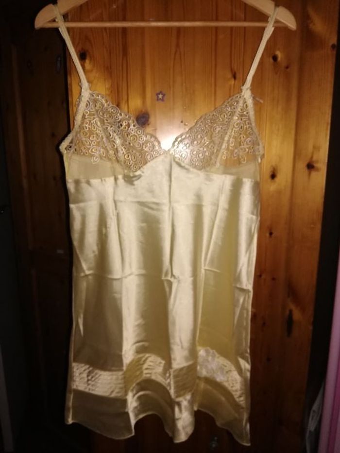 Nuisette femme avec dentelle ETAM taille 40