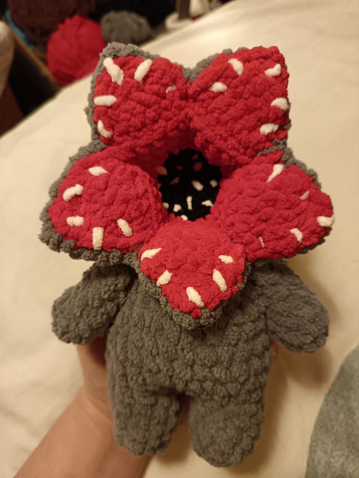 Peluche Démogorgon faite main – Crochet / Amigurumi - photo numéro 4