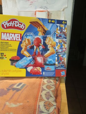 Play Doh pâte à modeler Iron Man fabrication d'armure neuf dès 4 ans 