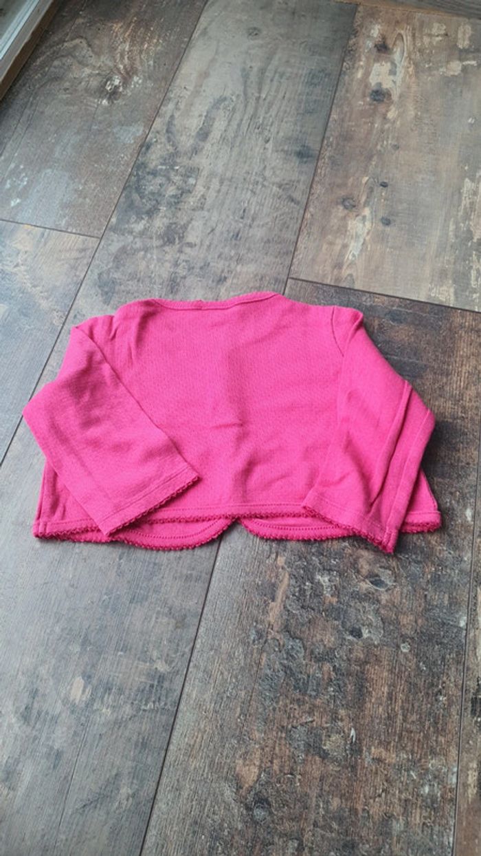 Gilet dpam 12 mois en très bon état 👌 - photo numéro 4