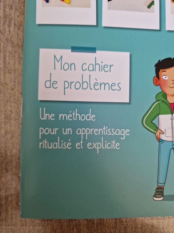 Livre scolaire - photo numéro 2