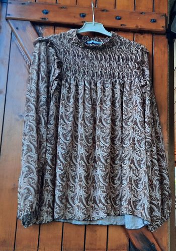 Blouse imprimée marron légère et transparente, taille 36