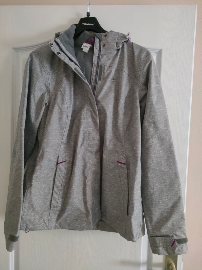 Parka femme Decathlon taille L en très bon état
