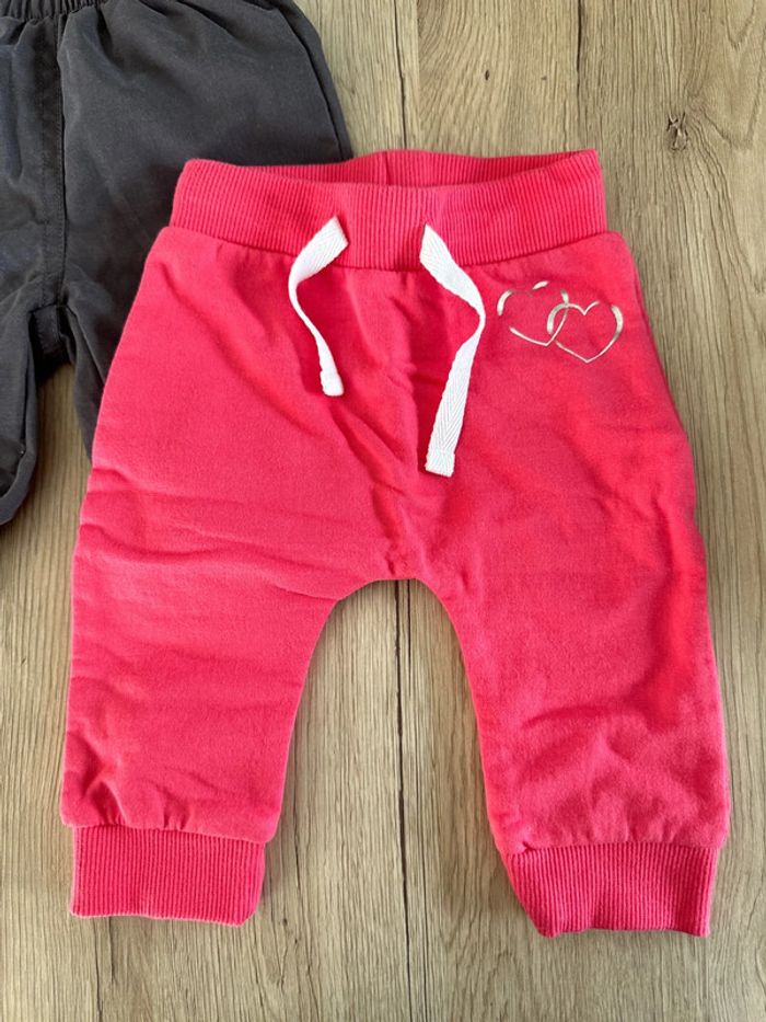 Lot 2 pantalons taille 3 mois - photo numéro 2