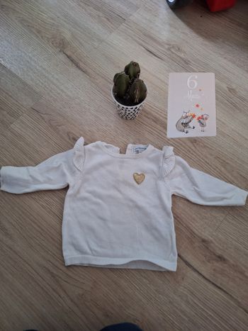 Pull blanc 6 mois fille
