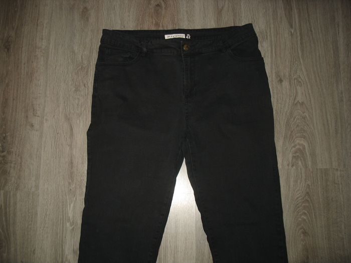 PANTALON DROIT NOIR "IN EXTENSO" - TAILLE 42 - n°09 - photo numéro 2