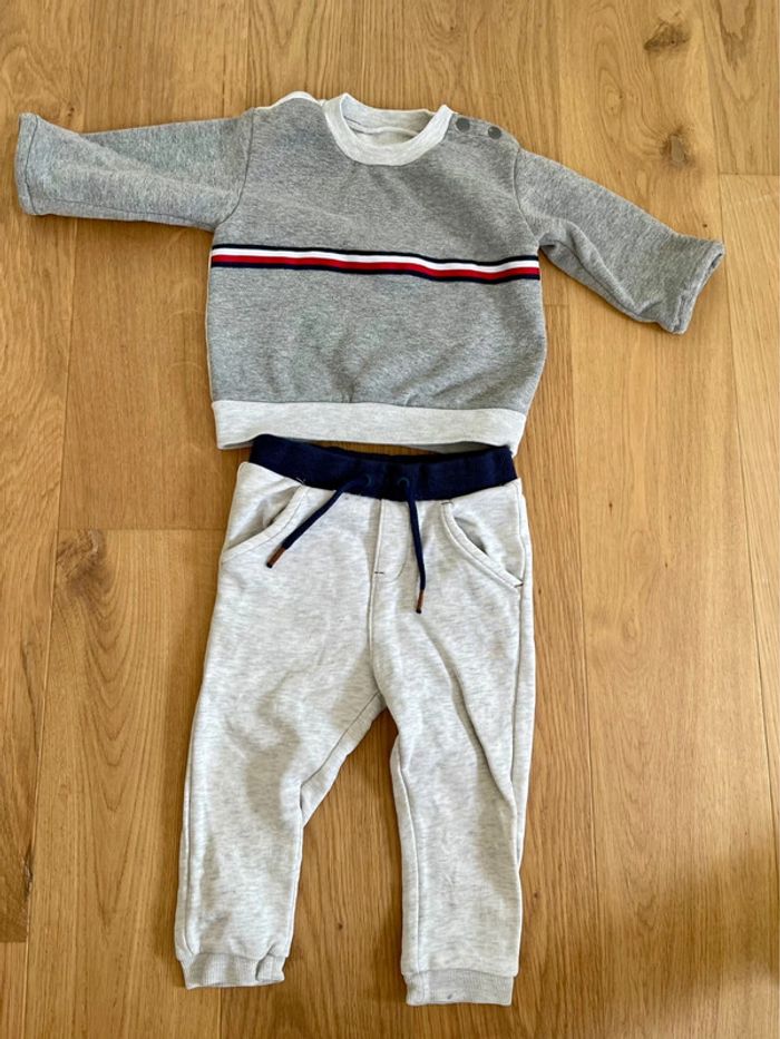 Ensemble jogging bébé