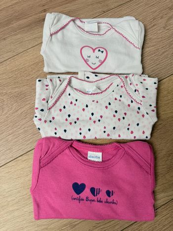 3 bodies Absorba en 6mois