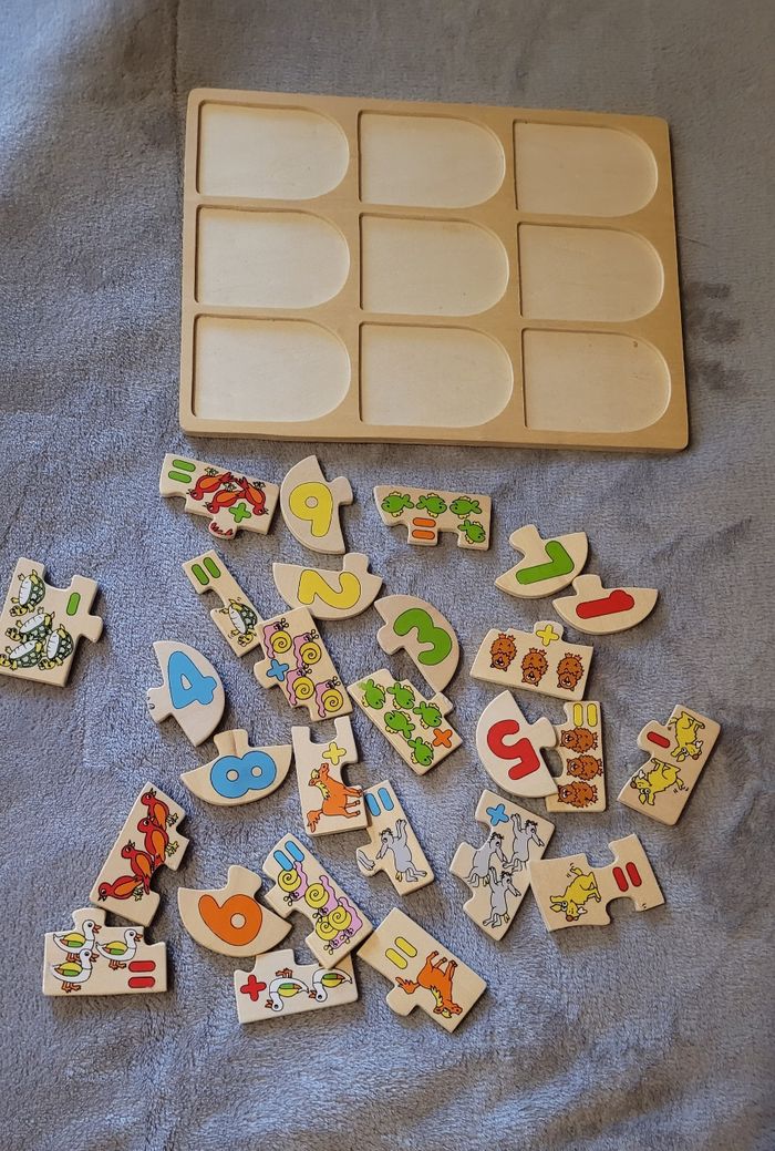 Puzzle en bois pour apprendre à compter à bébé - photo numéro 2