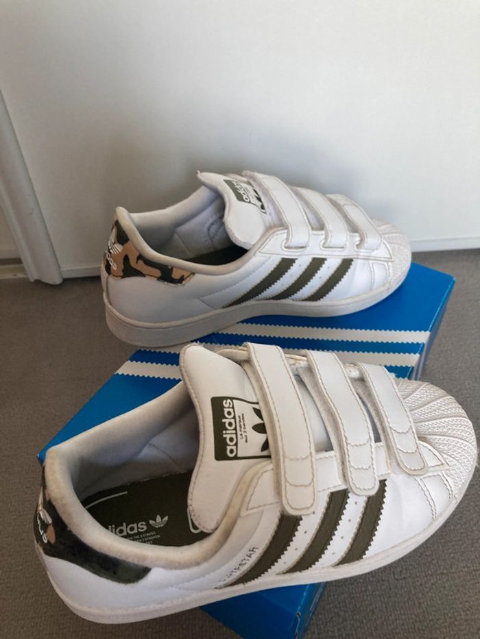Basket adidas Superstar CF C, taille F 33 - photo numéro 8