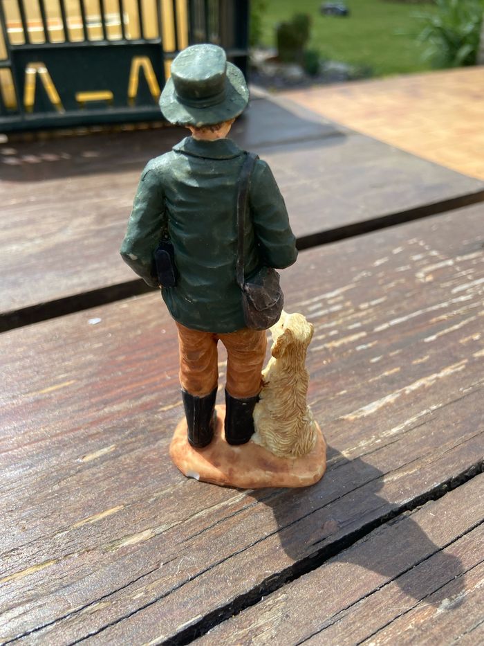 Figurine chasseur avec son chien - photo numéro 2