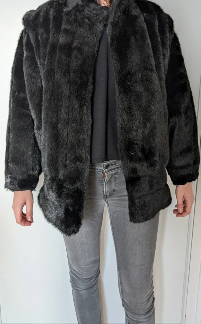 Manteau vintage en fourrure - photo numéro 19
