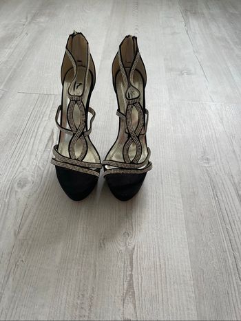 Talons
