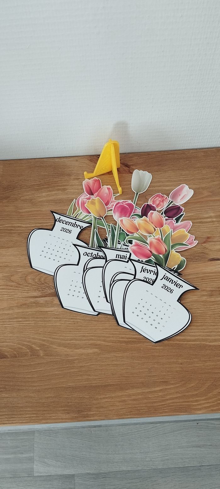 Calendrier 2026 à thème tulipes feuilles superposées détachables abr020 - photo numéro 4