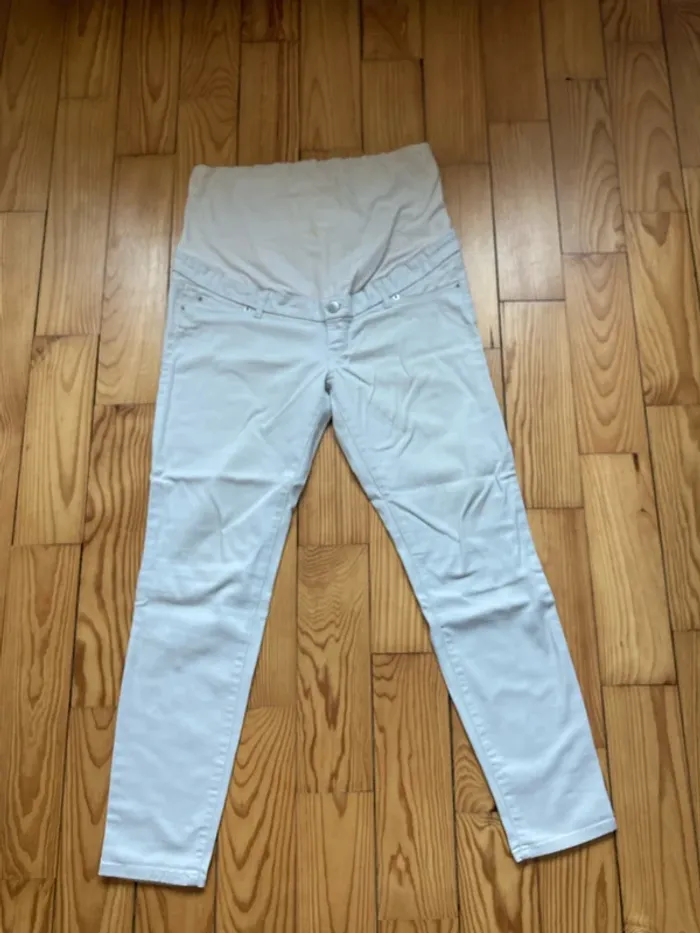 Pantalon de grossesse maternité beige taille 38
