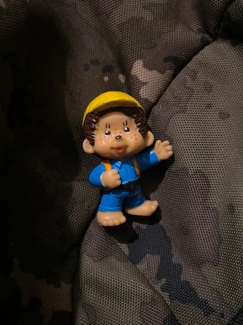 Ancienne vintage figurine kiki 1981 Bully écolier w.germany