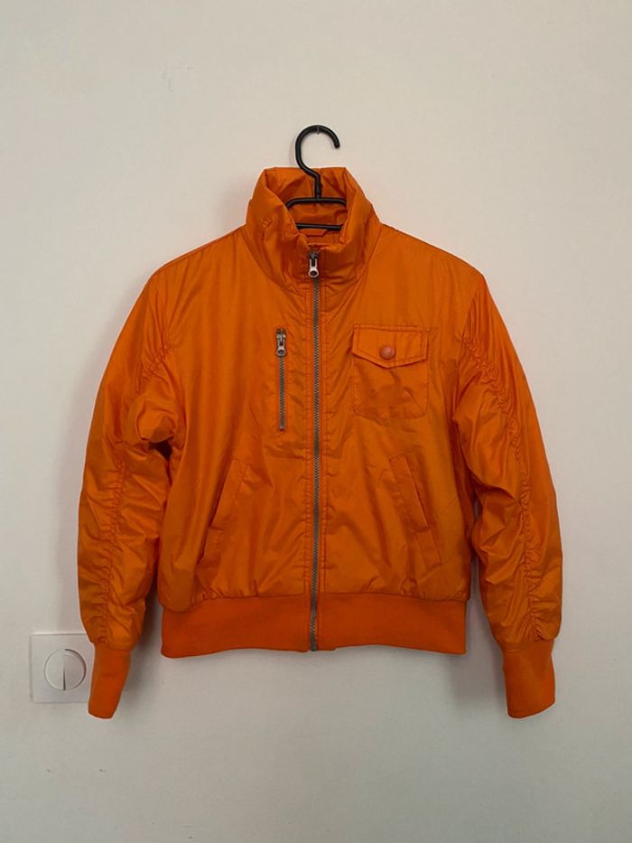Bomber orange