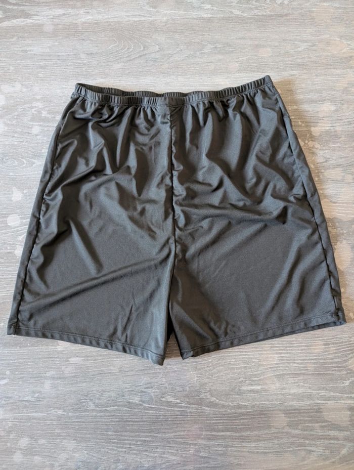 Short de grossesse - photo numéro 2