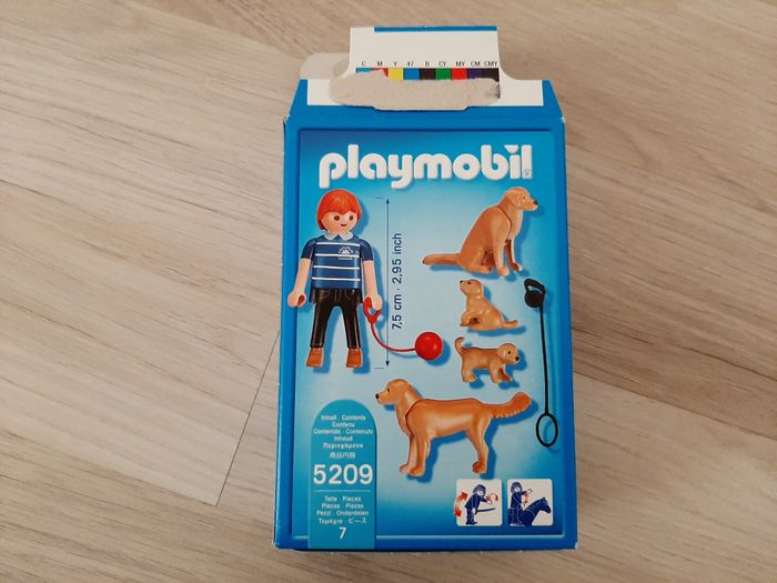 FAMILLE DE GOLDEN RETRIEVERS "PLAYMOBIL" - Réf.5209 - n°104 - photo numéro 4