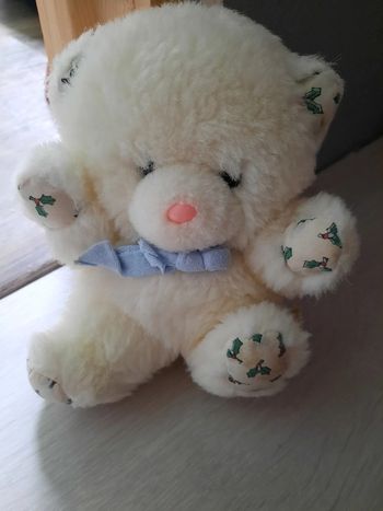 Peluche Ourson blanc.