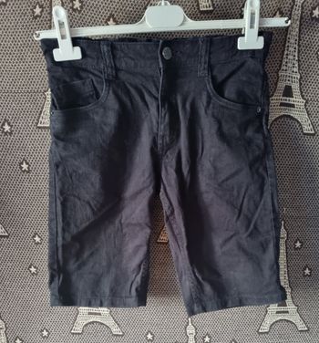 Bermuda en jean noir 14ans comme neuf