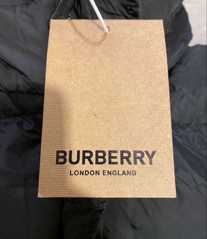 Doudoune Burberry noir - photo numéro 9